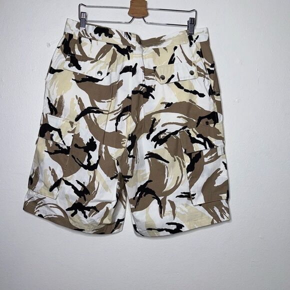 Kenzo Tropic Camo Print Cargo Shorts Mens Size US 34 - Picture 3 of 8